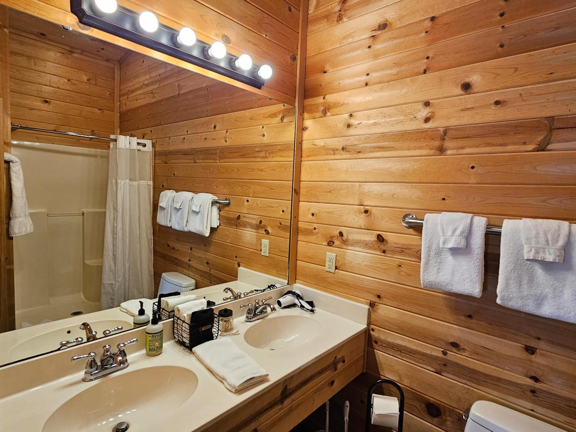 5 Min To Beaver Lake-King Bed-Fire Pit-Jetted Tub #3 Eureka Springs Esterno foto
