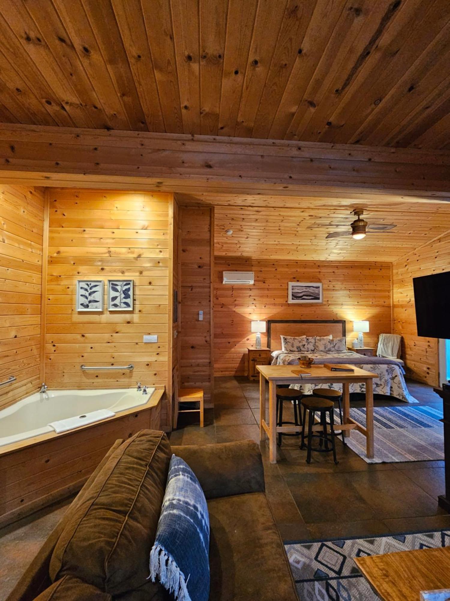 5 Min To Beaver Lake-King Bed-Fire Pit-Jetted Tub #3 Eureka Springs Esterno foto